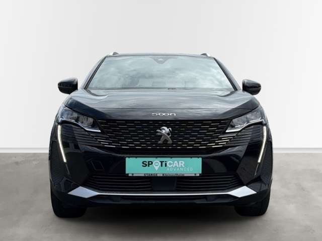 Fahrzeugbild eines Peugeot 5008