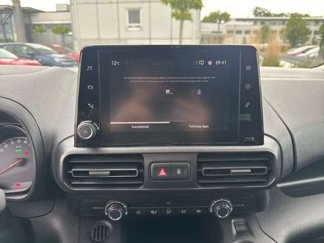 Fahrzeugbild eines Opel Combo Electric