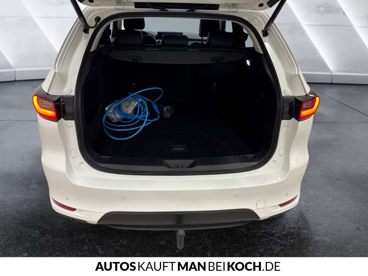 Fahrzeugbild eines Mazda CX-60