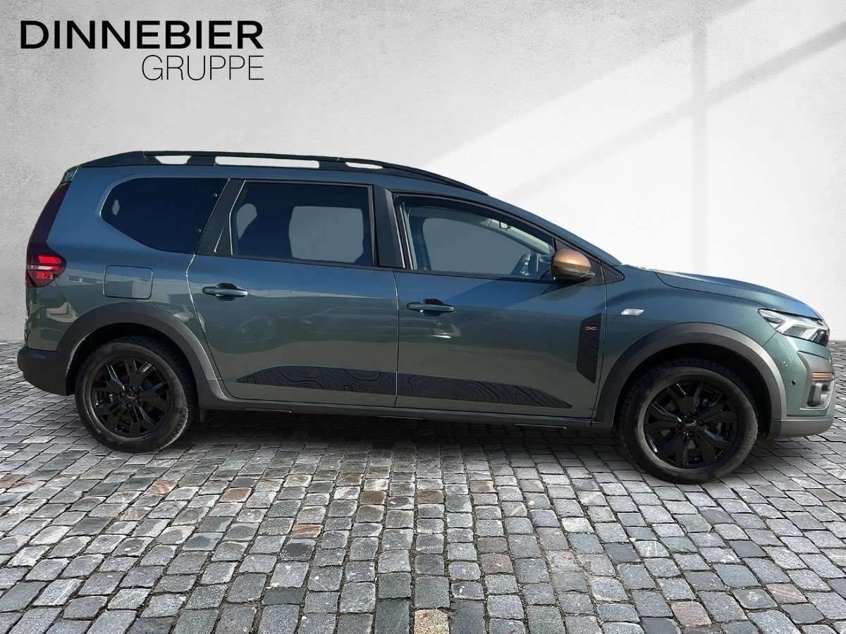 Fahrzeugbild eines Dacia Jogger