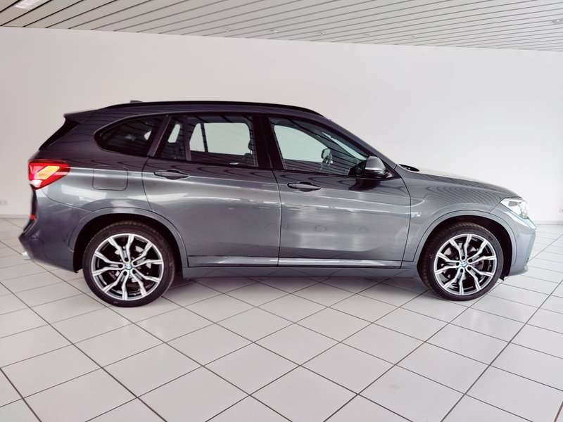 Fahrzeugbild eines BMW X1