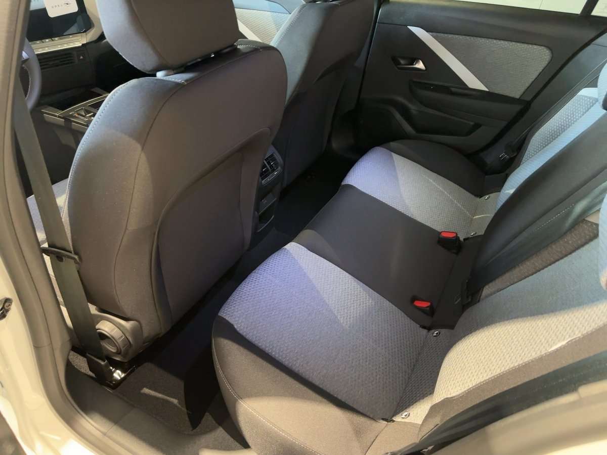 Fahrzeugbild eines Opel Astra