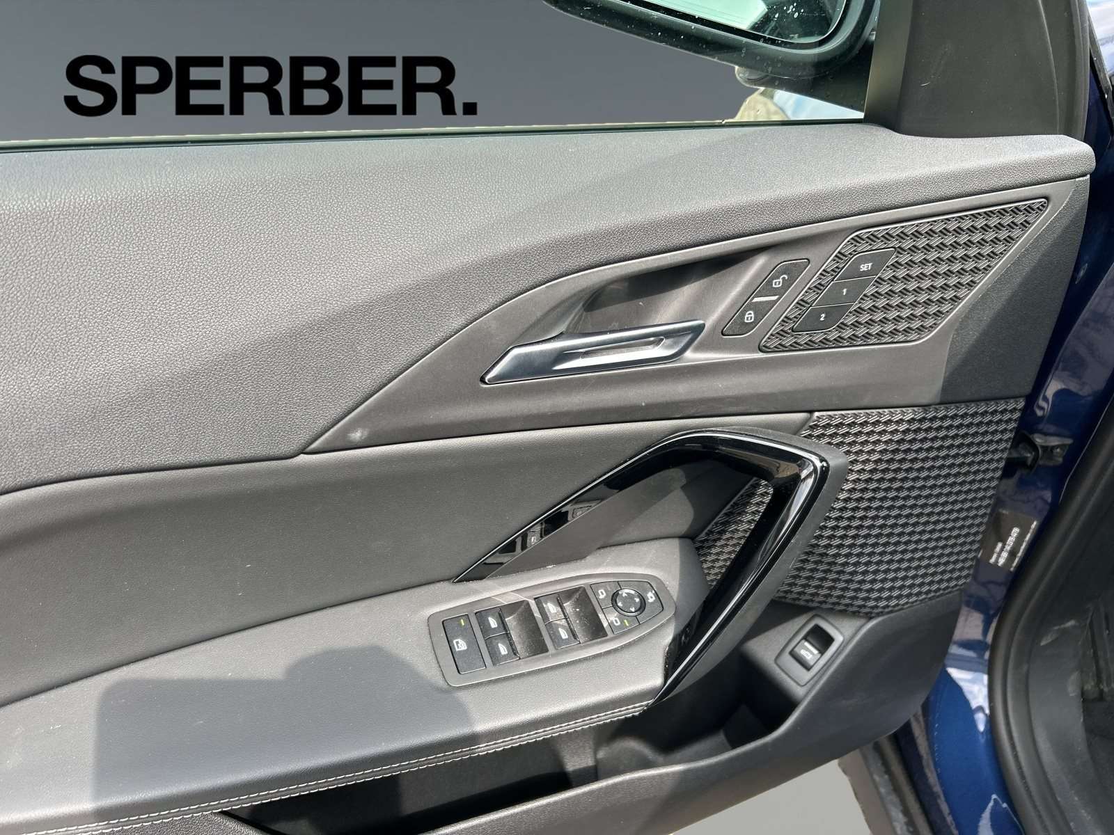 Fahrzeugbild eines BMW X1