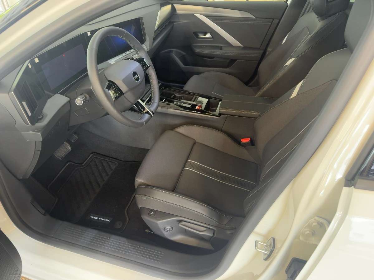 Fahrzeugbild eines Opel Astra