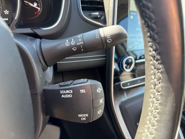 Fahrzeugbild eines Renault Grand Scénic