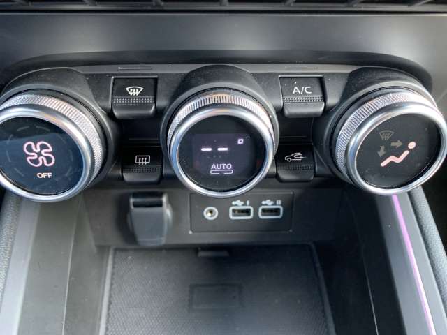 Fahrzeugbild eines Renault Clio