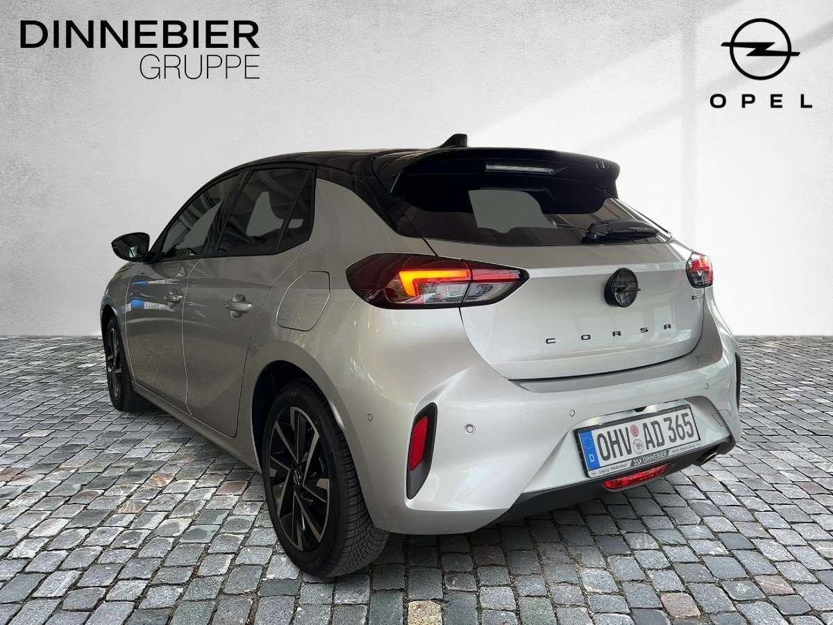 Fahrzeugbild eines Opel Corsa