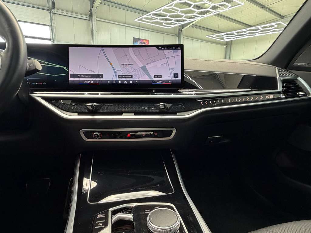 Fahrzeugbild eines BMW X5