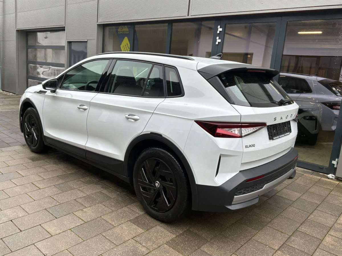 Fahrzeugbild eines Skoda ELROQ