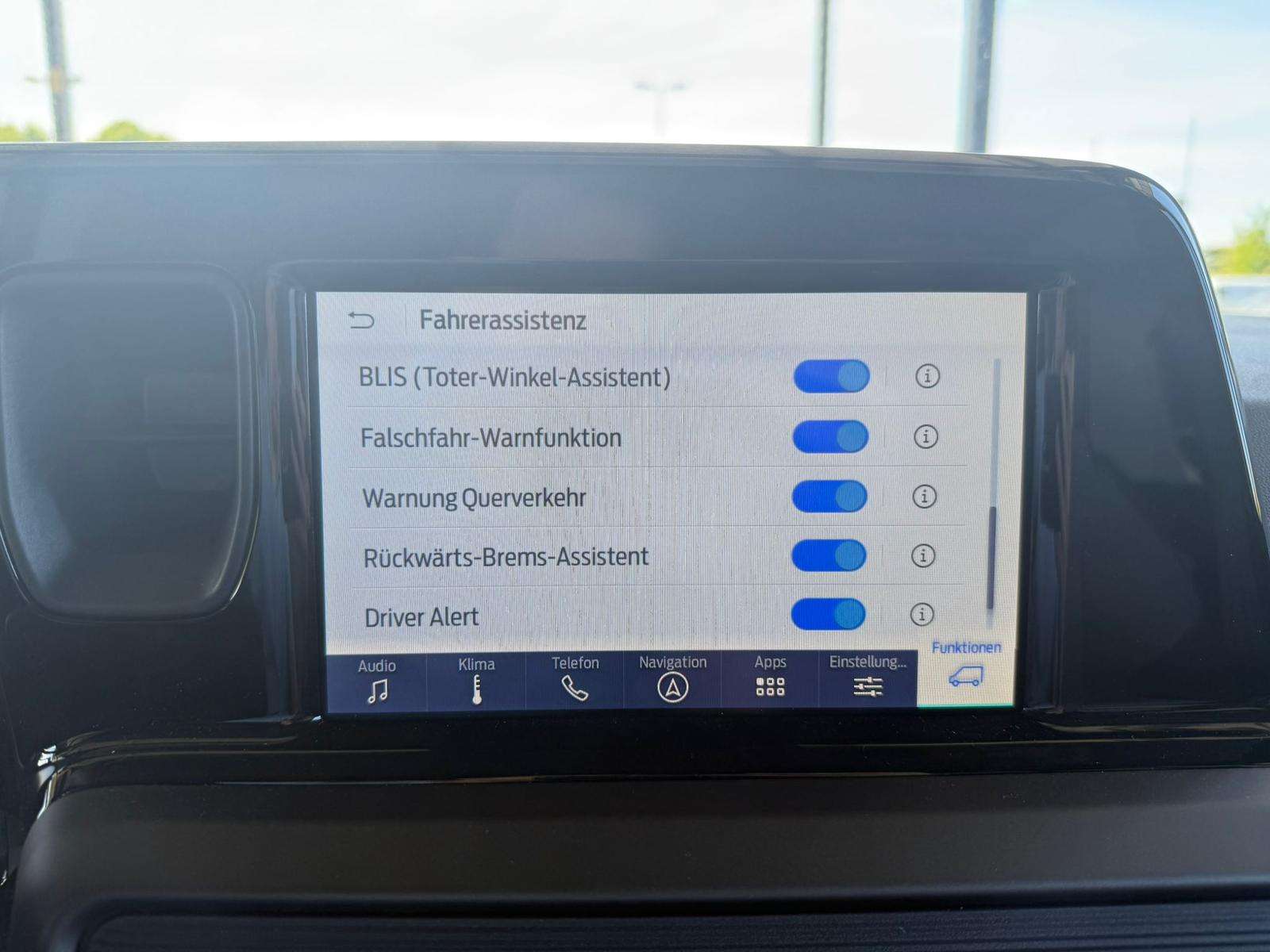 Fahrzeugbild eines Ford Tourneo Courier