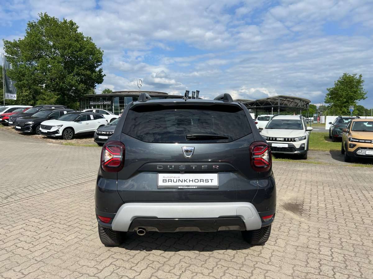 Fahrzeugbild eines Dacia Duster