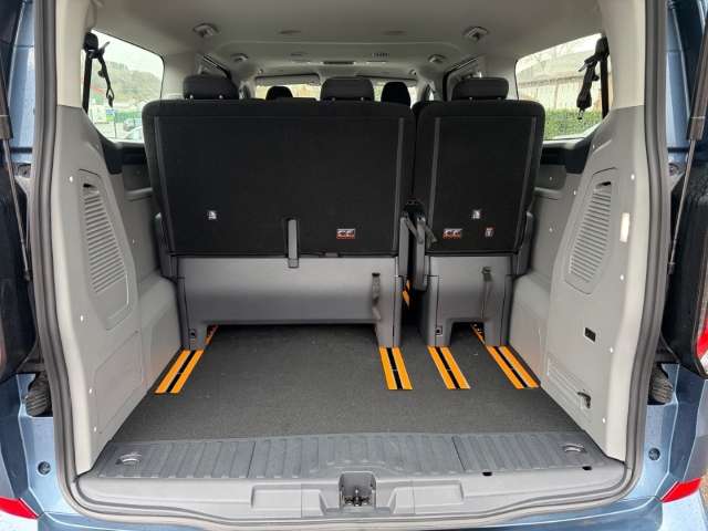 Fahrzeugbild eines Ford Tourneo Custom