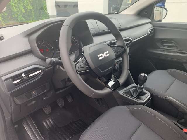 Fahrzeugbild eines Dacia Sandero