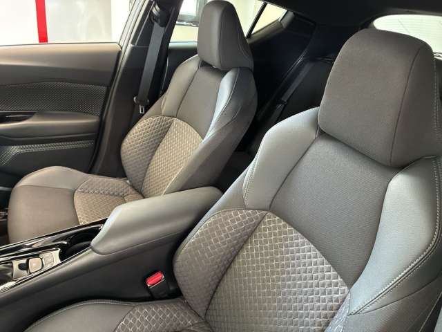 Fahrzeugbild eines Toyota C-HR