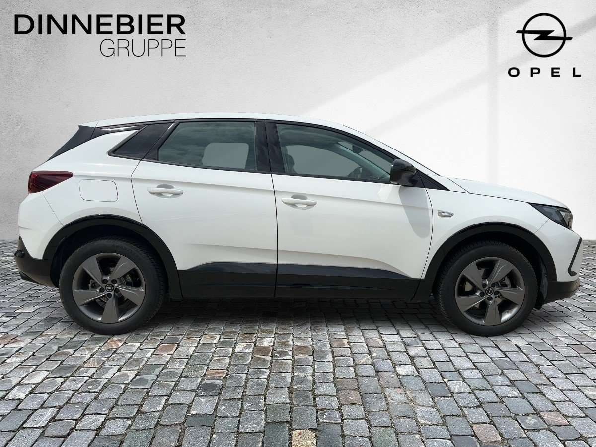 Fahrzeugbild eines Opel Grandland X