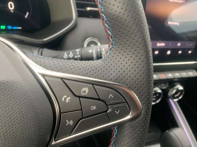 Fahrzeugbild eines Renault Clio