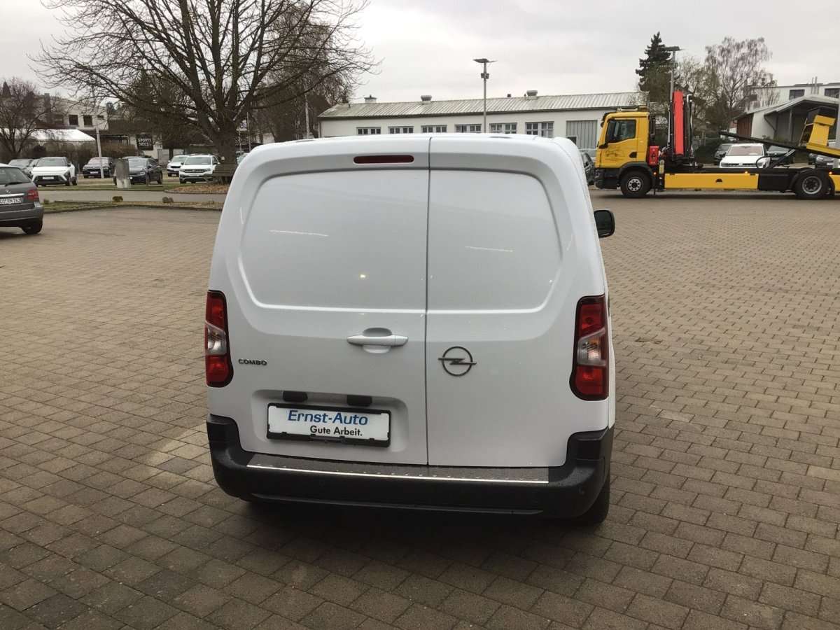 Fahrzeugbild eines Opel Combo