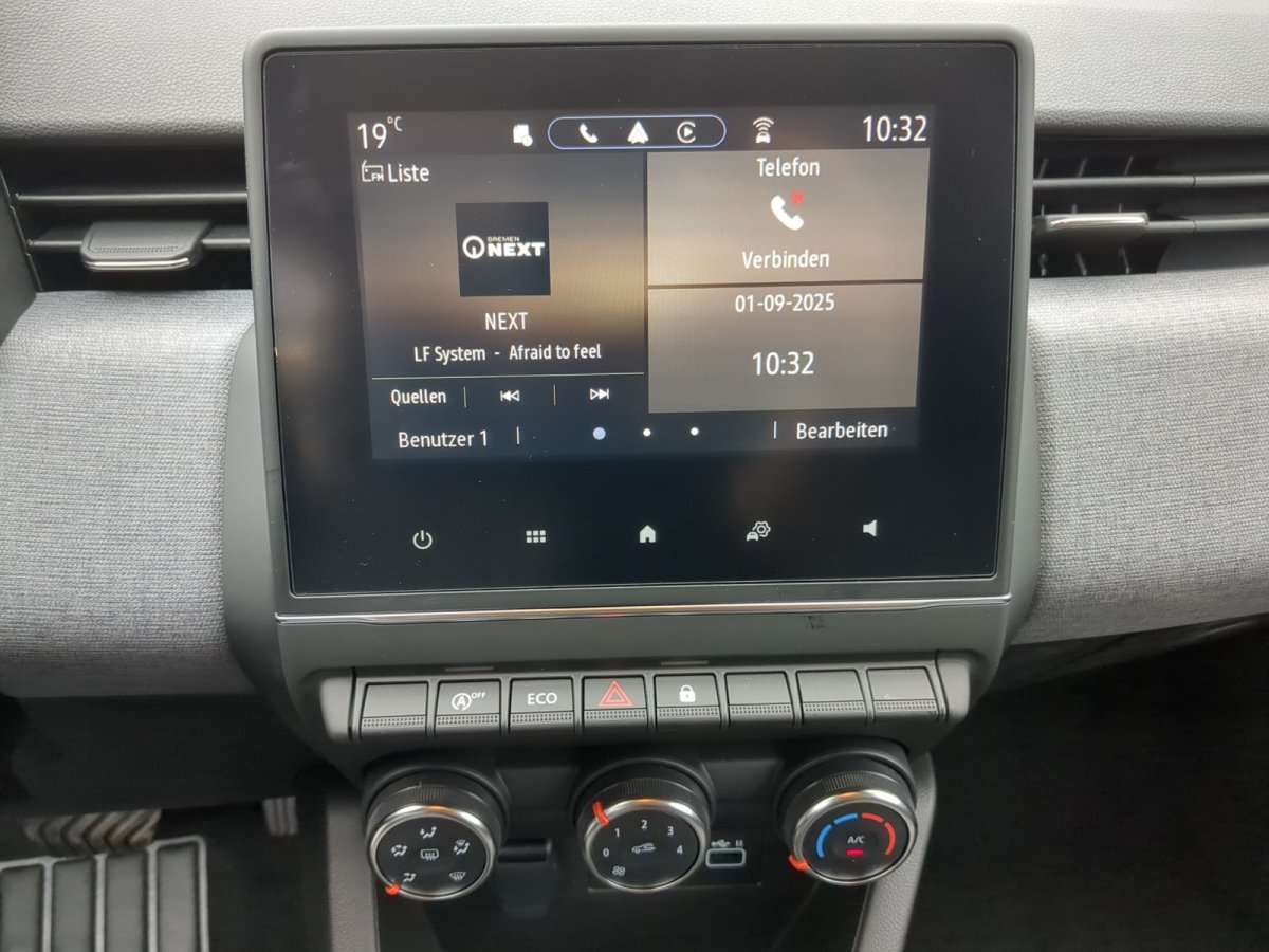 Fahrzeugbild eines Renault Clio