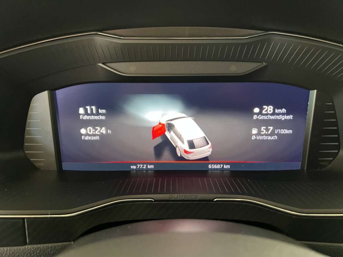 Fahrzeugbild eines Skoda Superb