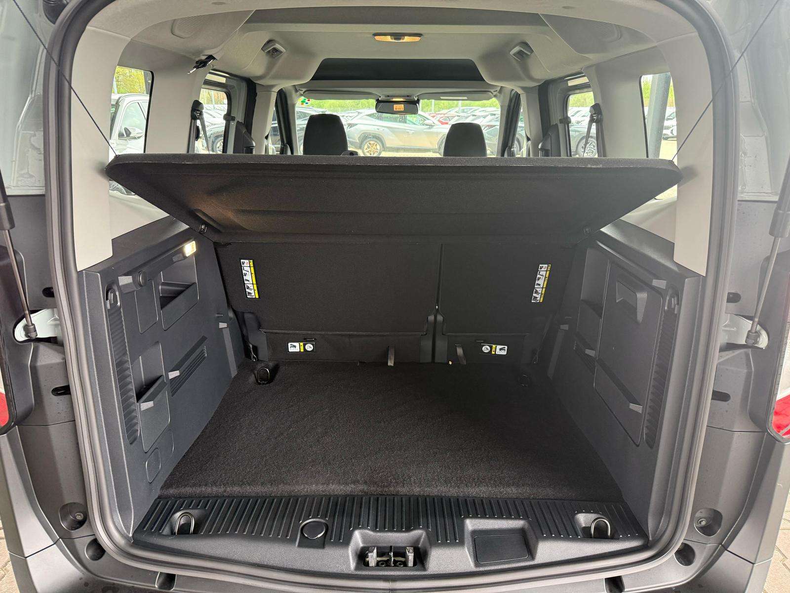 Fahrzeugbild eines Ford Tourneo Courier