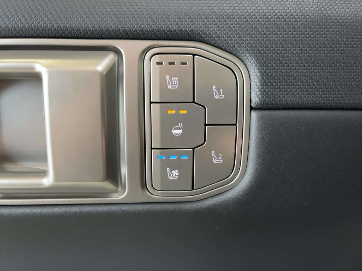 Fahrzeugbild eines Kia EV4