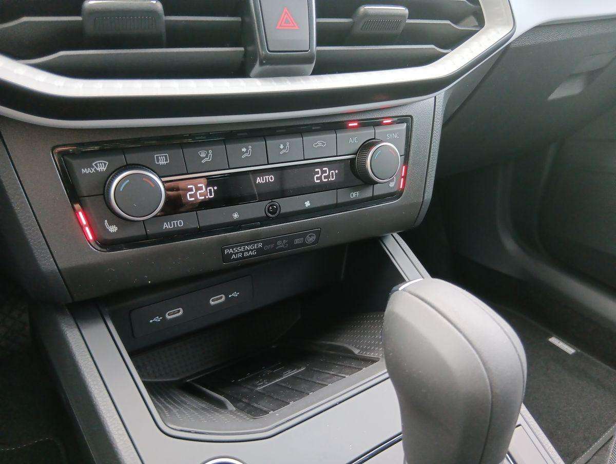 Fahrzeugbild eines SEAT Ibiza