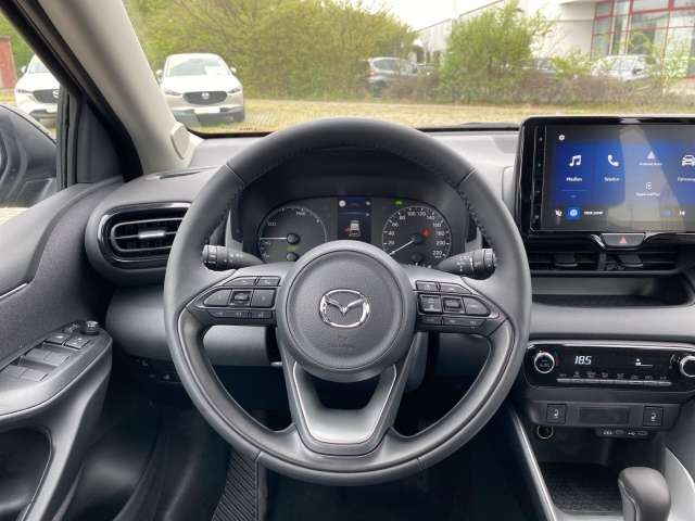 Fahrzeugbild eines Mazda Mazda2 Hybrid