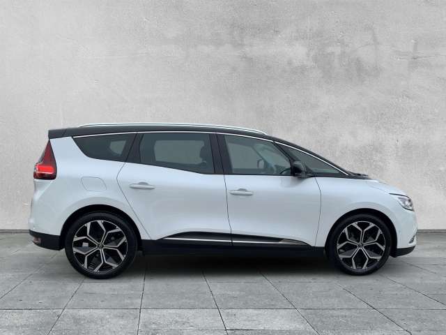 Fahrzeugbild eines Renault Grand Scénic