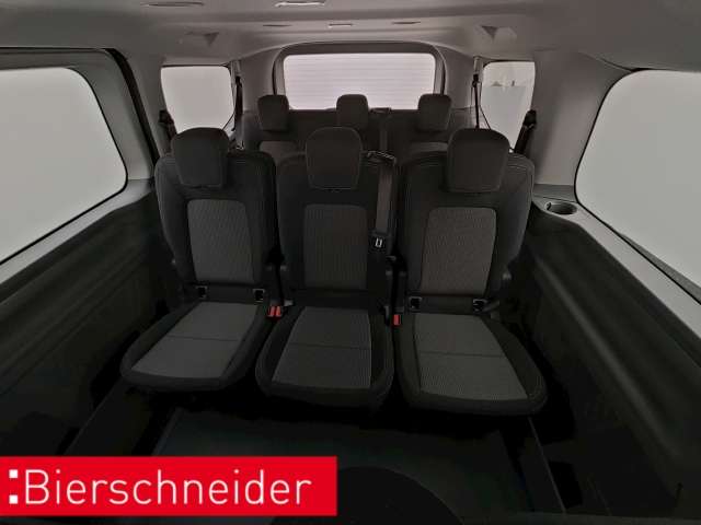 Fahrzeugbild eines Volkswagen Caravelle