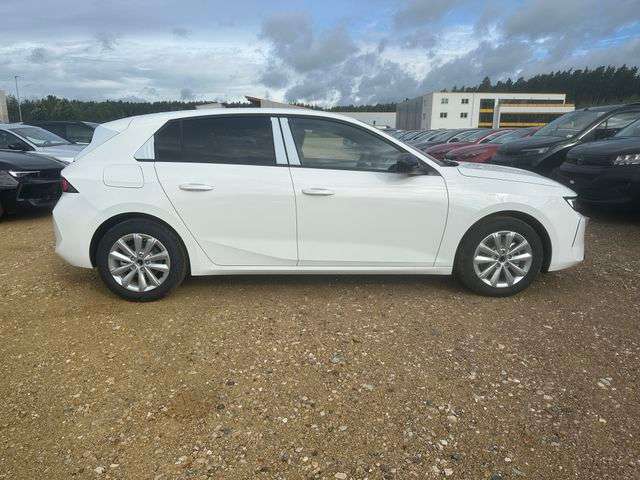 Fahrzeugbild eines Opel Astra