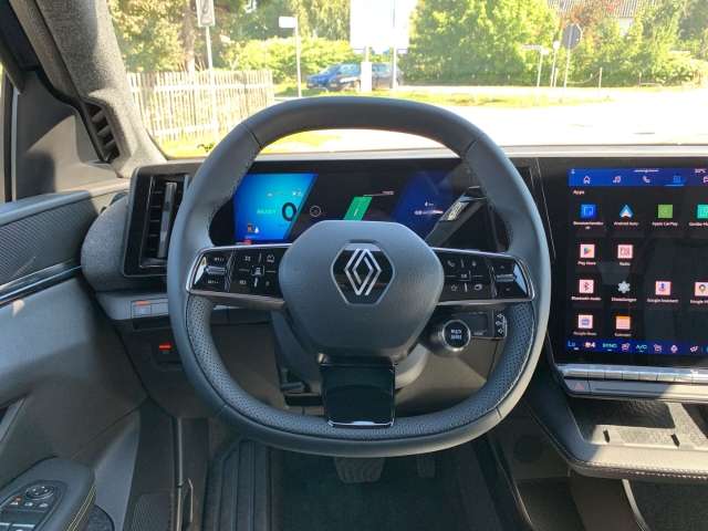 Fahrzeugbild eines Renault Scenic E-TECH