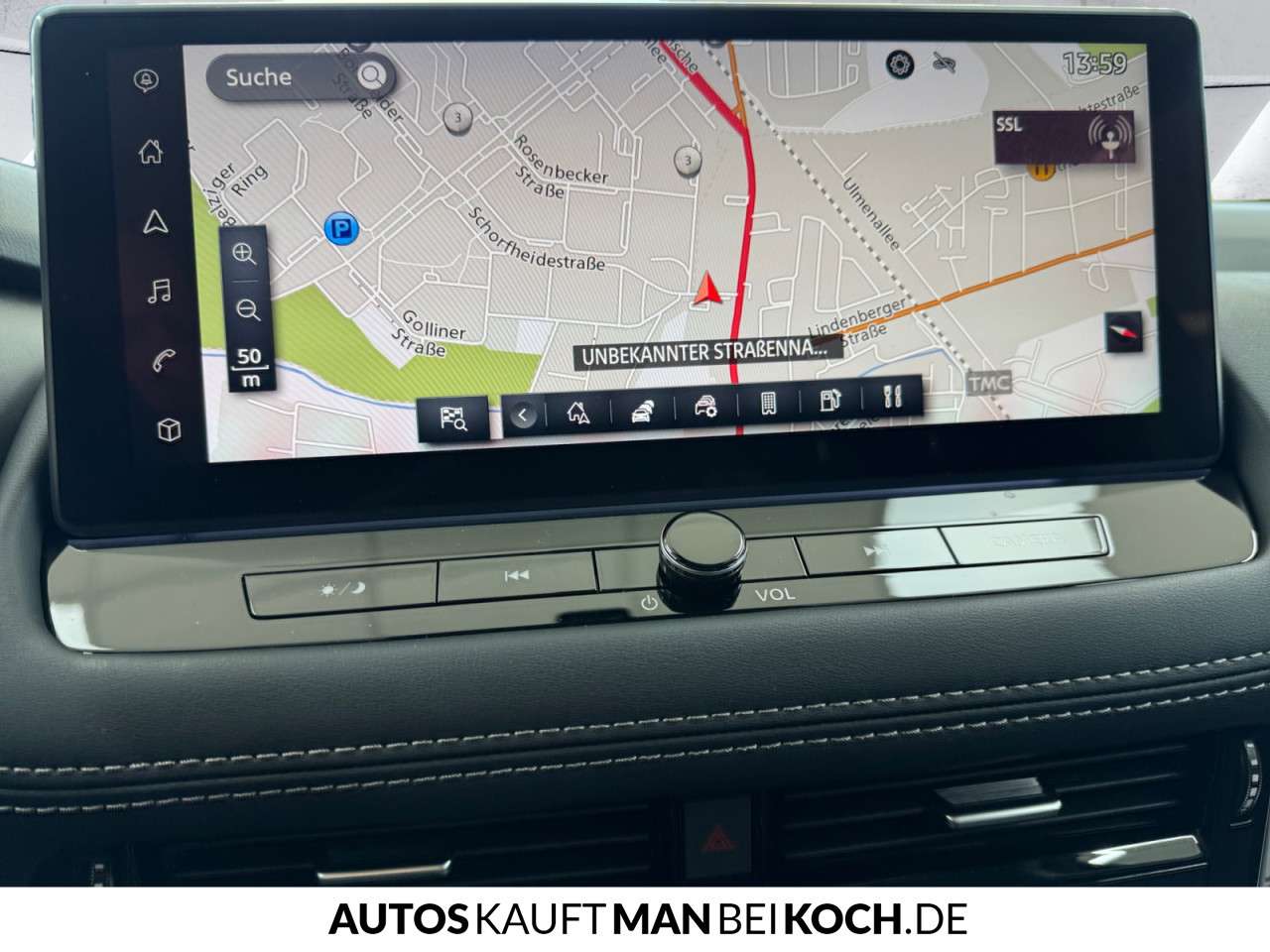 Fahrzeugbild eines Nissan X-TRAIL