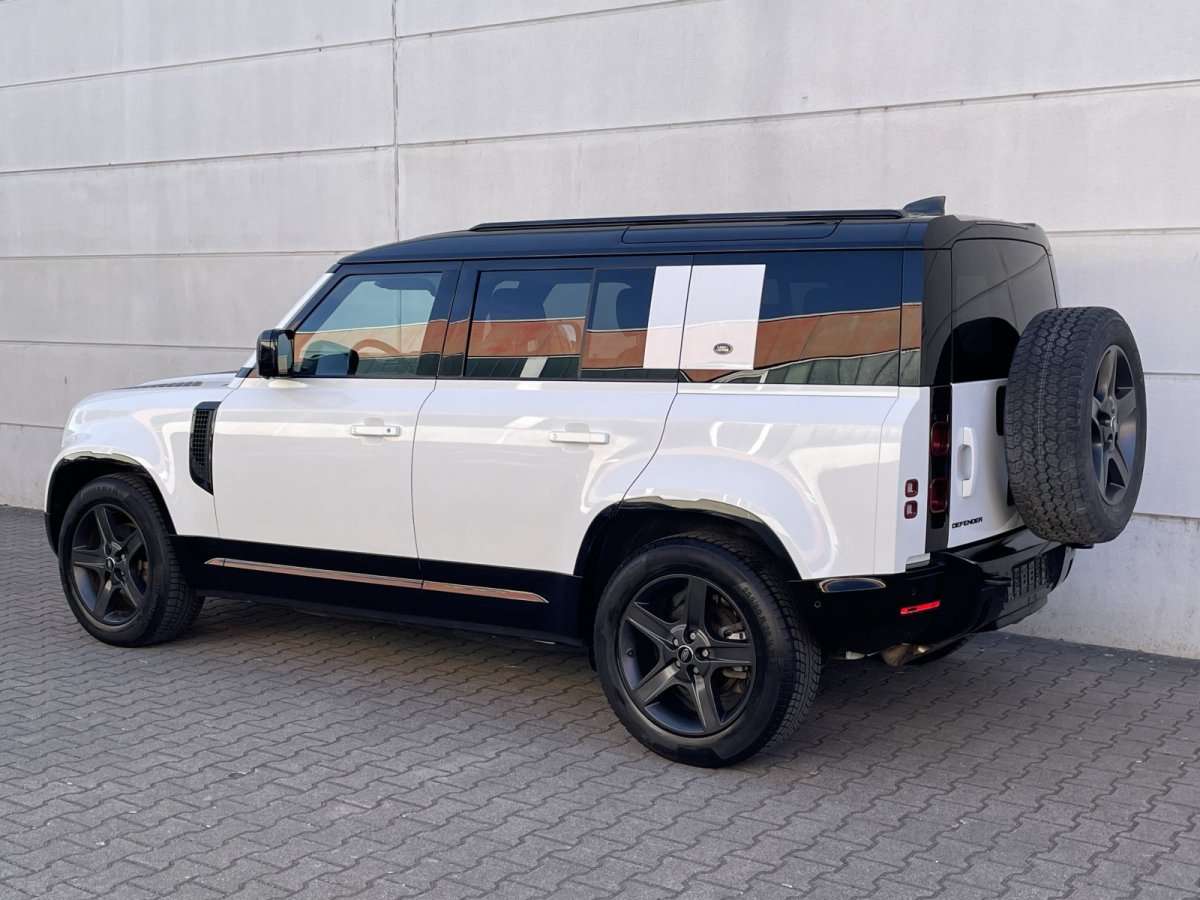 Fahrzeugbild eines Land Rover Defender