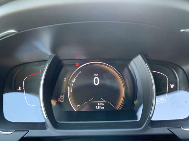 Fahrzeugbild eines Renault Grand Scénic