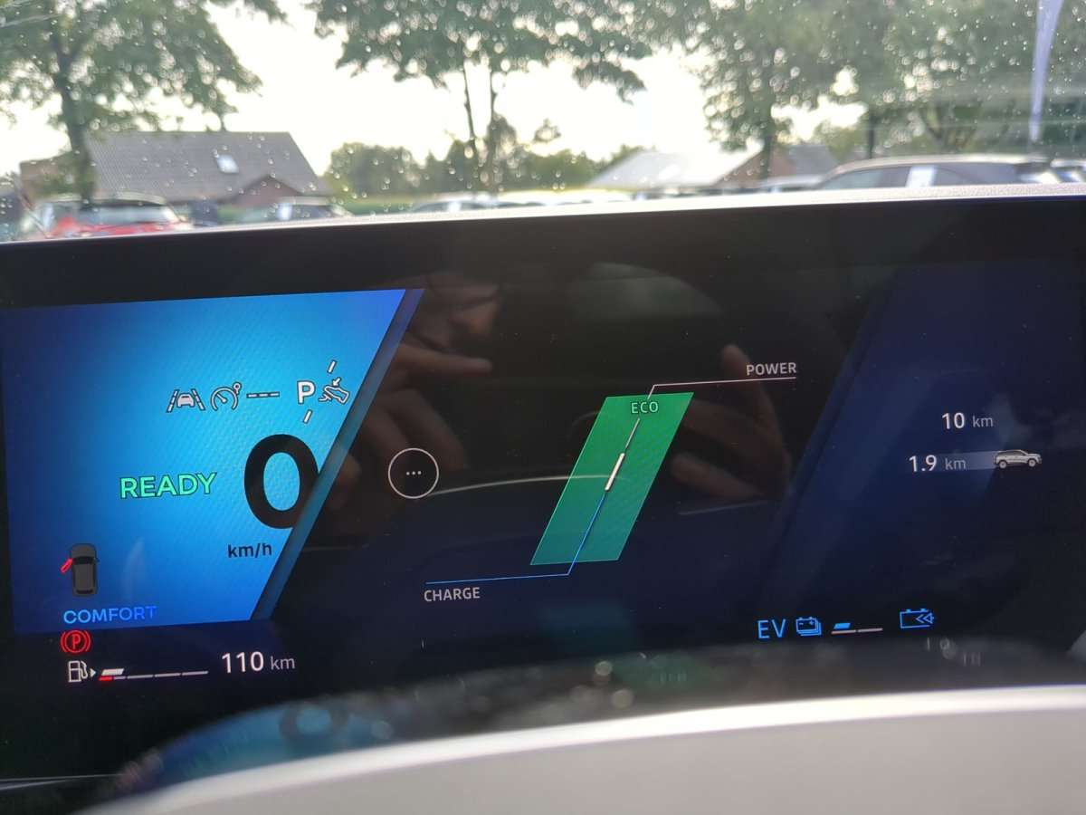 Fahrzeugbild eines Renault Austral