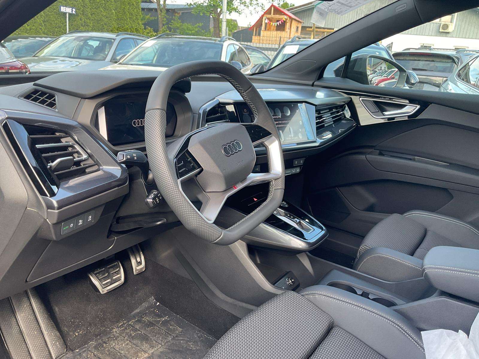 Fahrzeugbild eines Audi Q4 e-tron