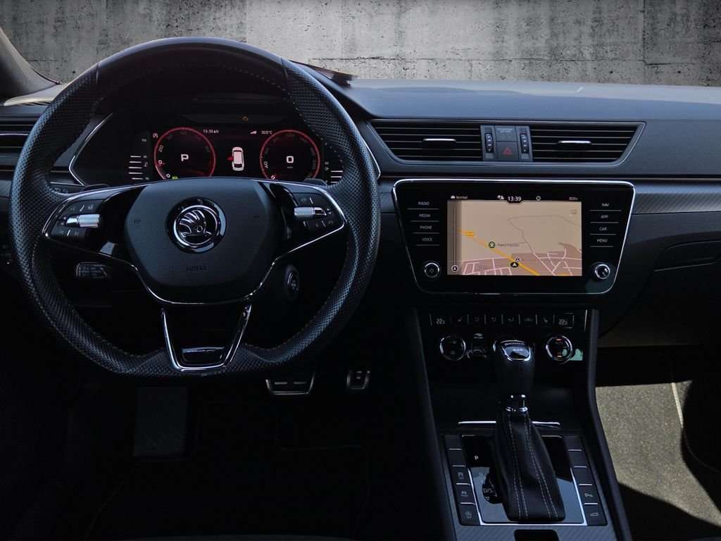 Fahrzeugbild eines Skoda Superb