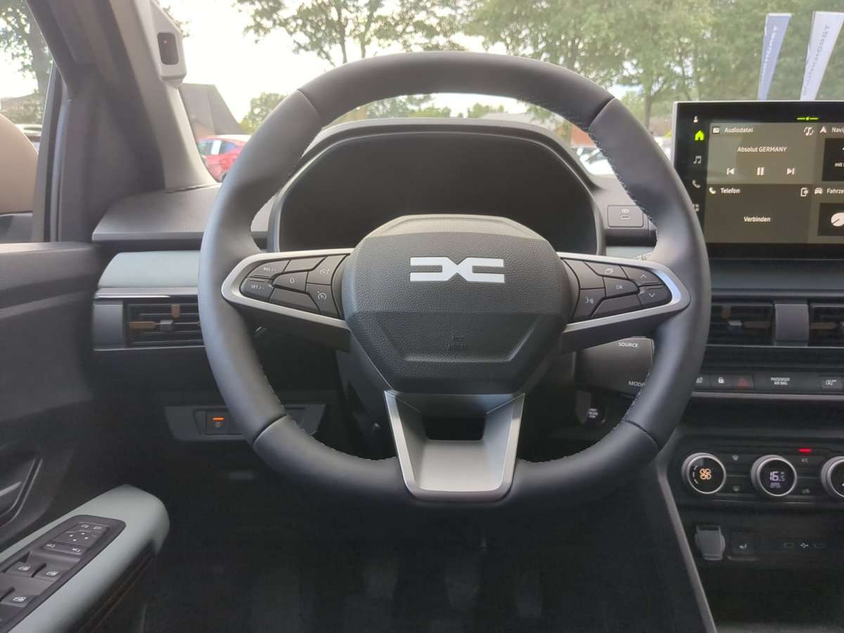 Fahrzeugbild eines Dacia Sandero