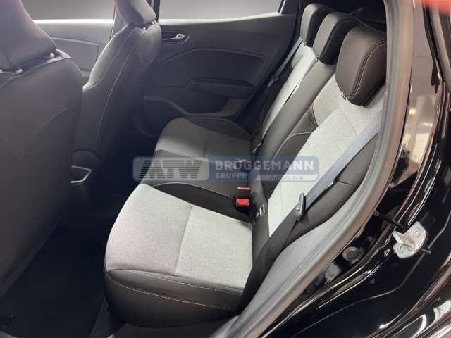 Fahrzeugbild eines Mitsubishi Colt