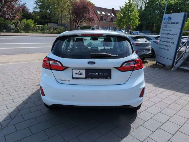 Fahrzeugbild eines Ford Fiesta