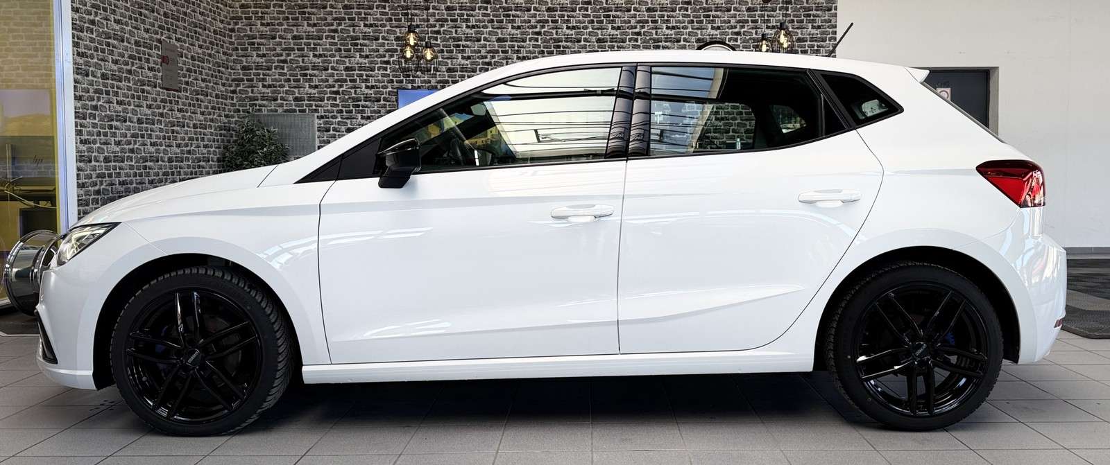 Fahrzeugbild eines SEAT Ibiza