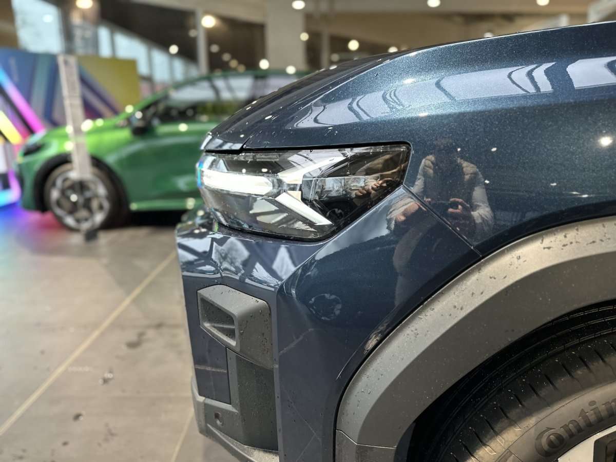 Fahrzeugbild eines Dacia Bigster