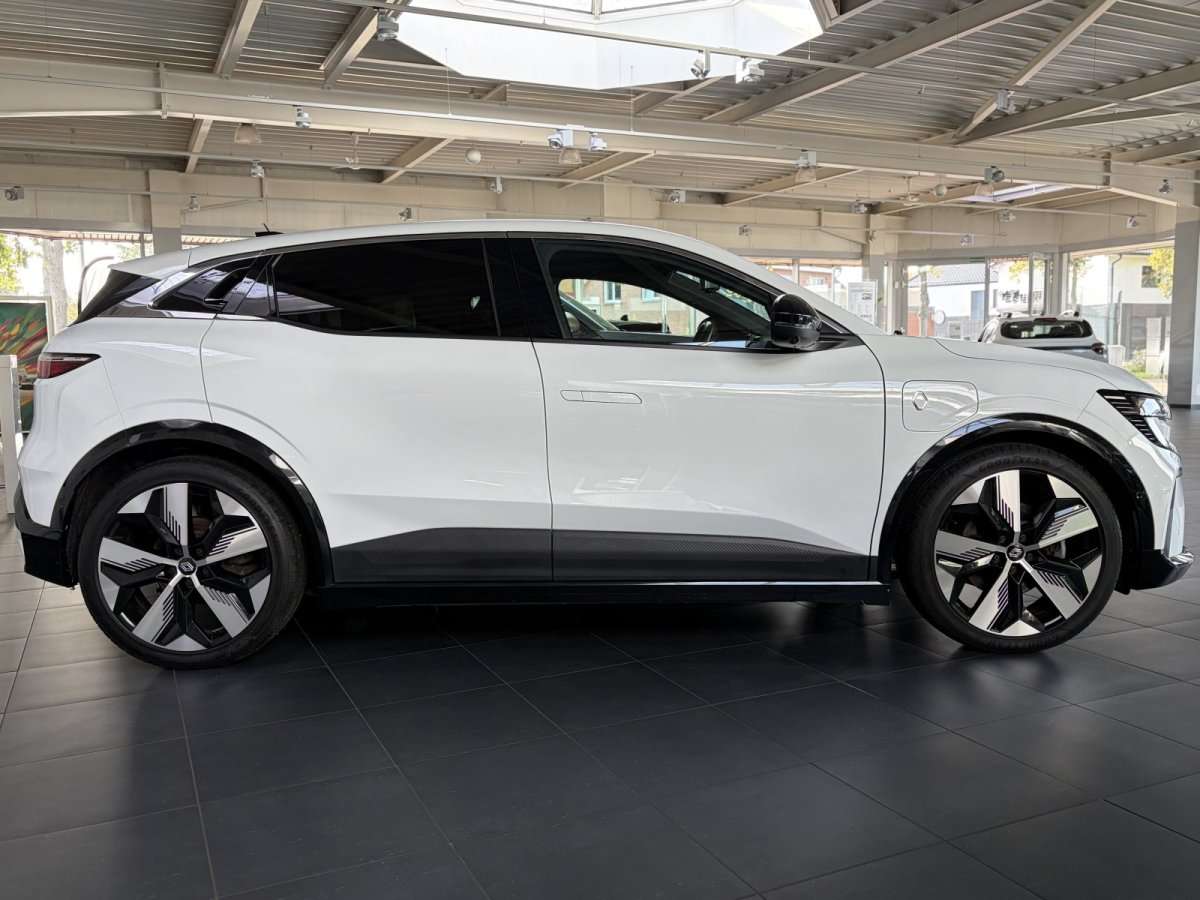 Fahrzeugbild eines Renault Megane E-TECH