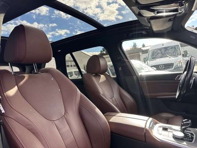 Fahrzeugbild eines BMW X5