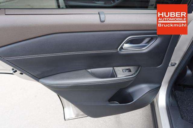 Fahrzeugbild eines Nissan X-TRAIL