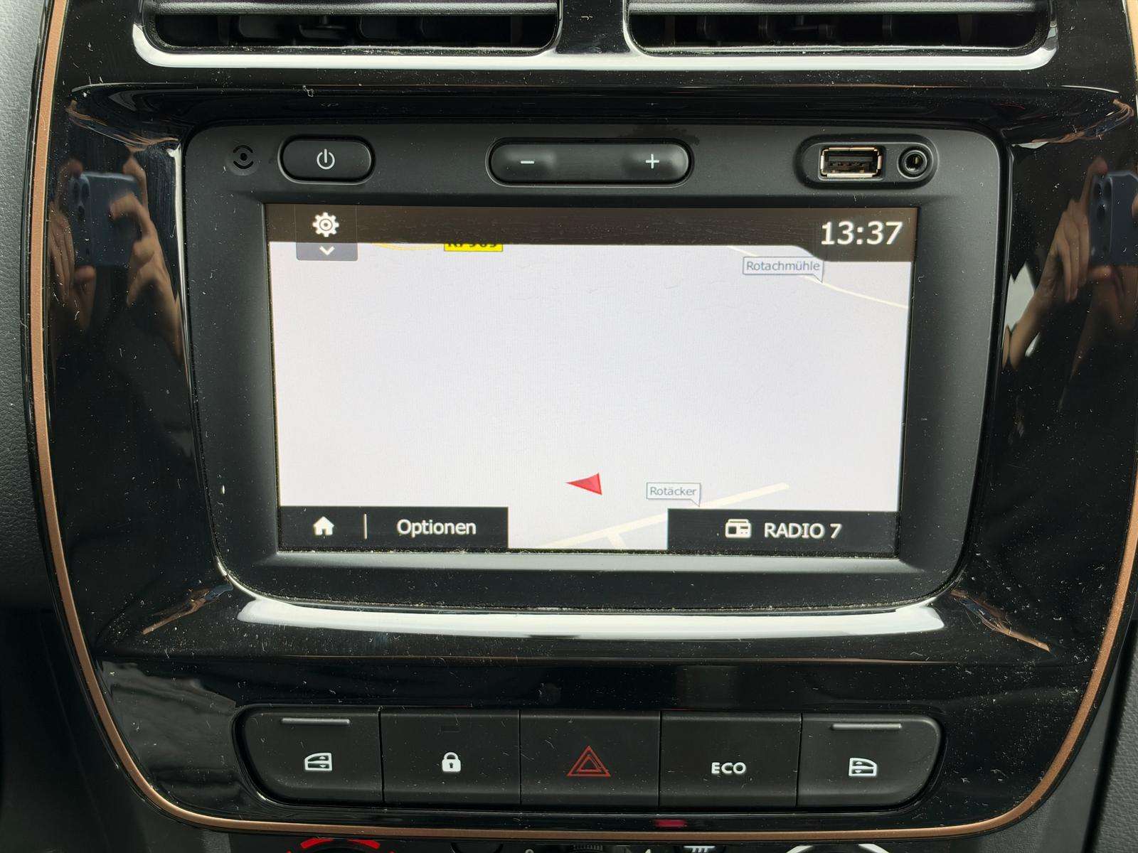 Fahrzeugbild eines Dacia Spring