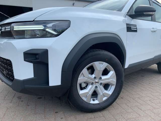 Fahrzeugbild eines Dacia Bigster