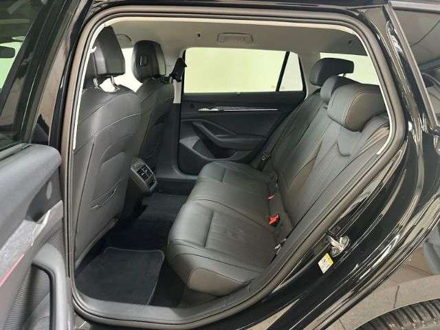 Fahrzeugbild eines Skoda Superb