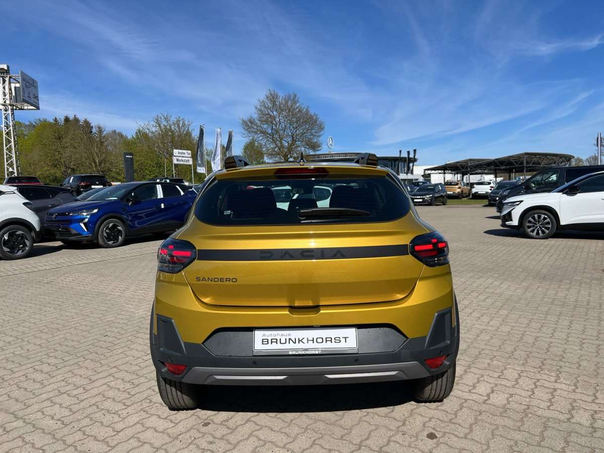 Fahrzeugbild eines Dacia Sandero