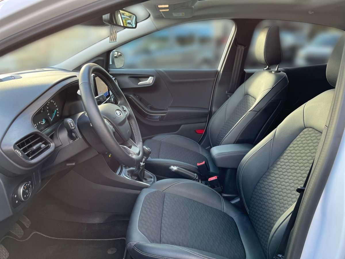 Fahrzeugbild eines Ford Puma